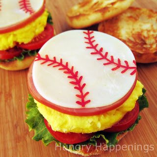 Show your dad you know he loves his sports with this Father's Day Breakfast Sandwich! They are so delicious and are the perfect way to wake him up with a home run of a meal!