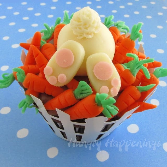 Show off your baking skills and impress your family and friends with these adorable Ravenous Rabbit Cupcakes! They are a delicious treat and everyone will be diving for these cupcakes like a rabbit diving for carrots!