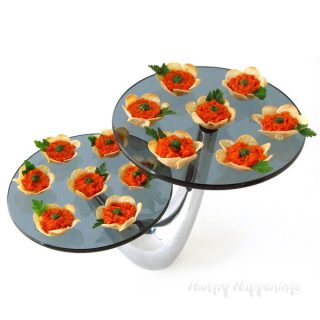 Roasted red pepper pesto tart flowers decorated with parsley leaves