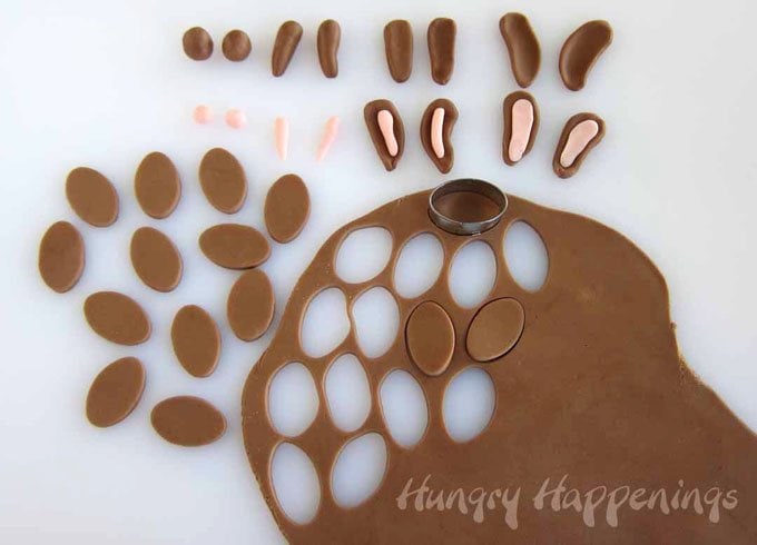 How to cute and shape modeling chocolate Easter bunny ears and feet.