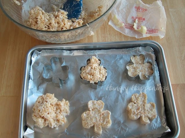 shaping shamrock rice krispie treats