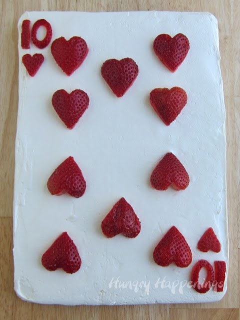 How to make a strawberry fruit pizza playing card - 2