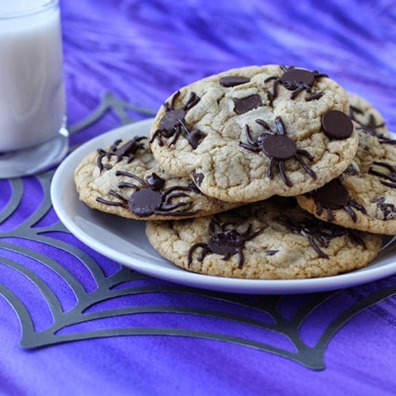 Spider Chocolate Chip Cookies are gross Halloween treat that taste amazing!