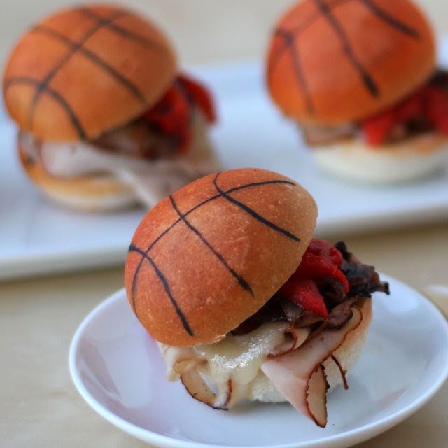 Looking for some delicious appetizers to make for your basketball game parties? These Blackened Turkey Basketball Sliders are the perfect size and are an amazing snack all your guests will be dying to eat!