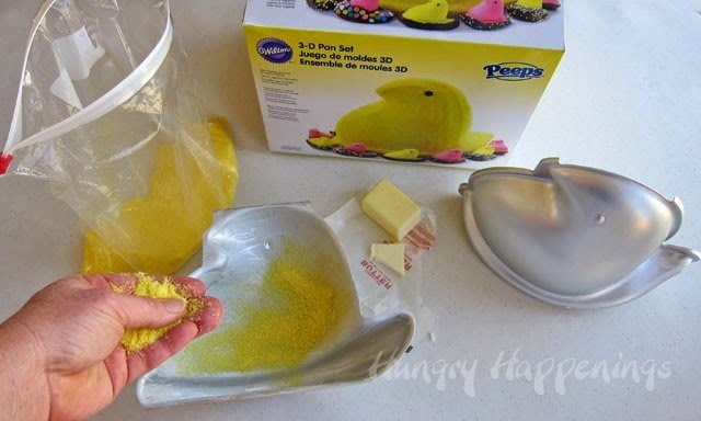 Everyone loves peeps, so why not take your peeps to the next level? For your Easter party make this amazing Giant Homemade Marshmallow Peep, your guests will be absolutely amazed!
