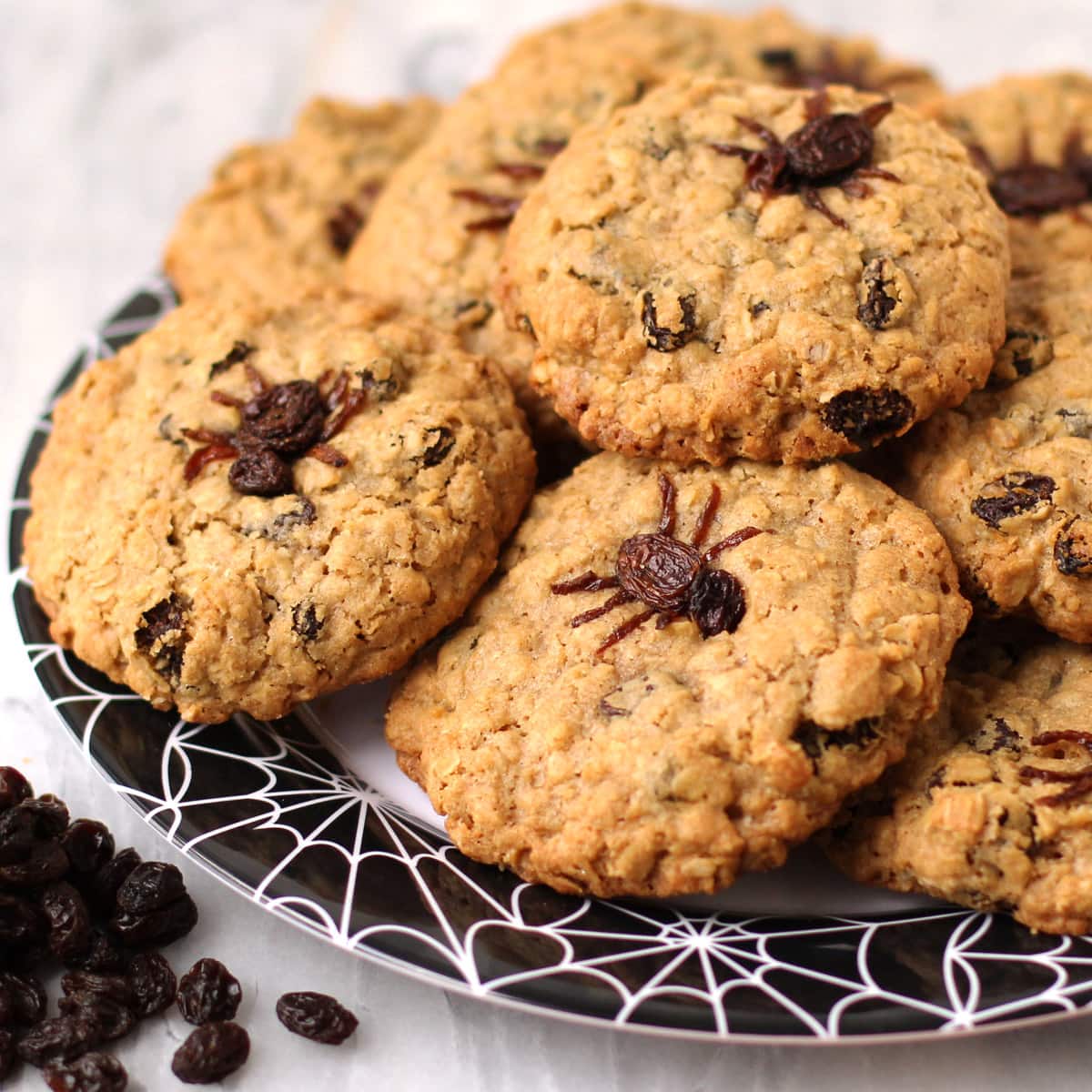 spider oatmeal cookies