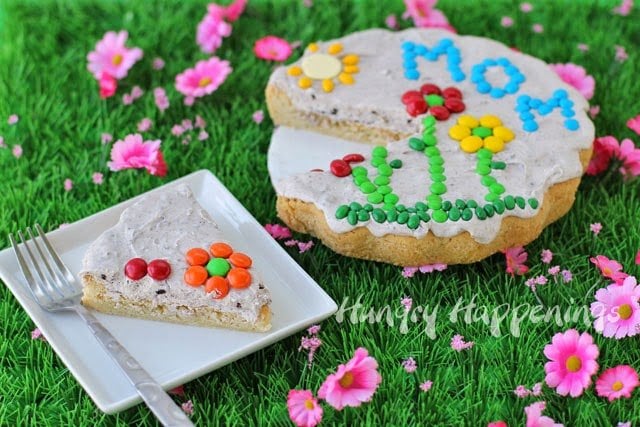 Mother's Day Dessert Idea - Sugar Cookie Garden Stone | HungryHappenings.com