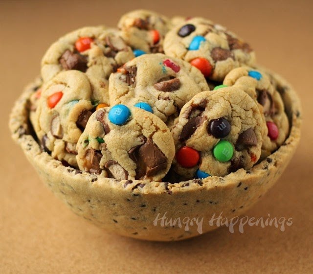 Large Chocolate Chip Cookie Serving Bowl | HungryHappenings.com