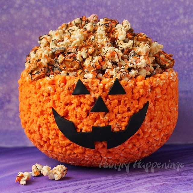 100% Edible Pumpkin Popcorn Bowl filled with Halloween Popcorn | HungryHappenings.com