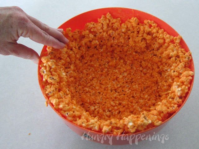 how to make an edible pumpkin popcorn bowl