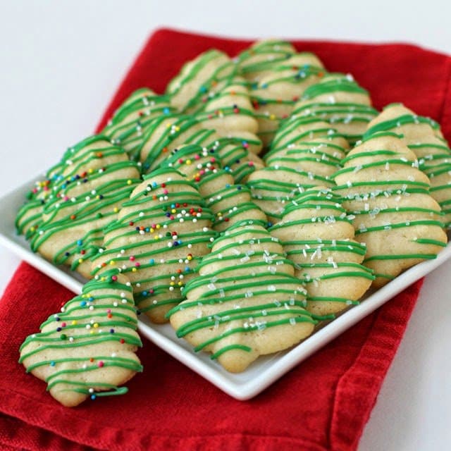 Creative Ways To Decorate Spritz Christmas Cookies Hungry Happenings