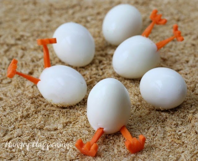 How to make hatching hard boiled eggs. Tutorial at HungryHappenings.com
