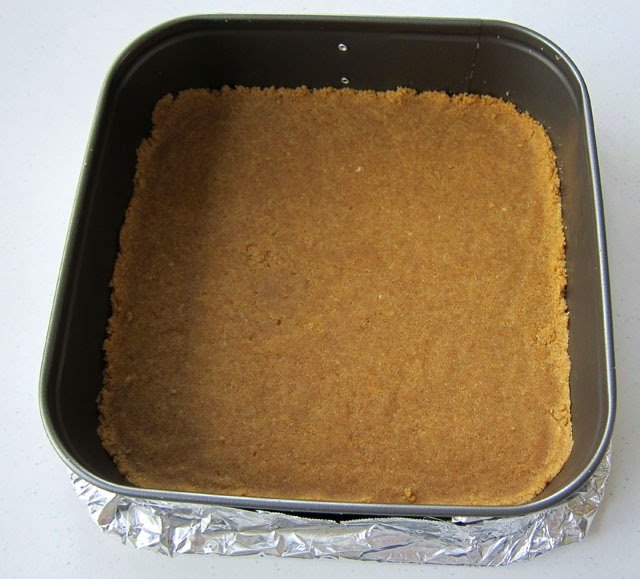 square graham cracker crust