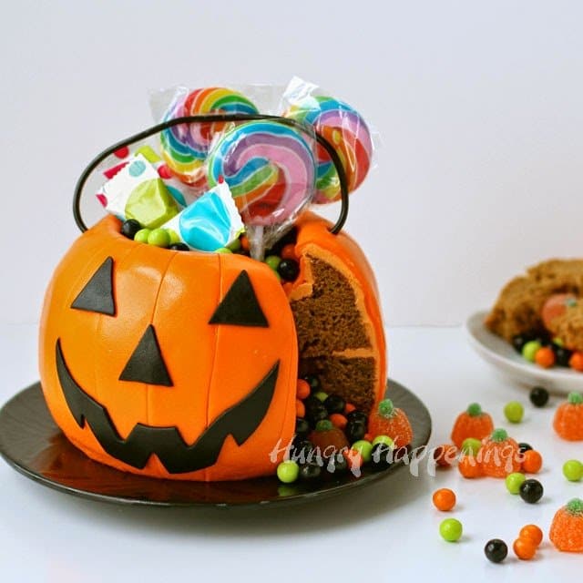 Pumpkin Cake filled with candy