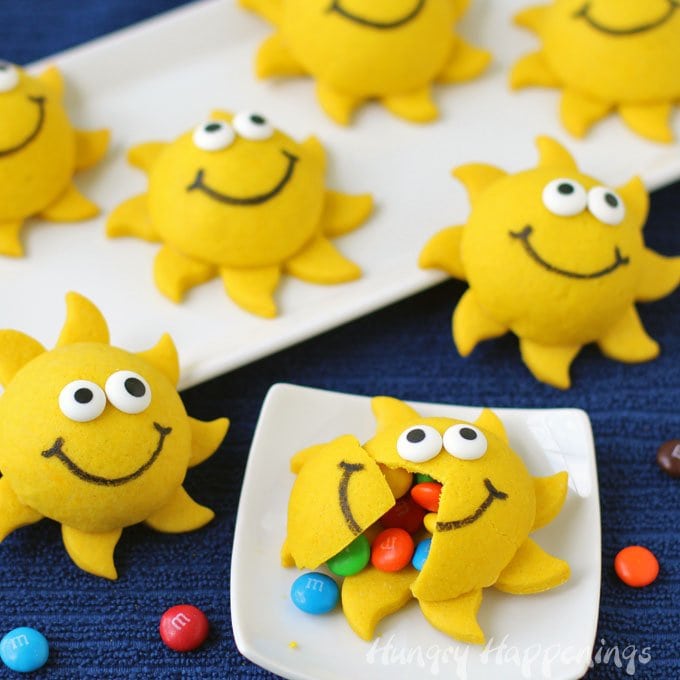Serve up some fun this summer with cute Sunshine Pinata Cookies. Recipe at HungryHappenings.com