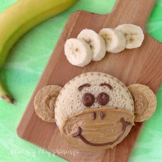 Kids will go bananas over these adorable Monkey Sandwiches. They make a fun lunch for a trip to the zoo.