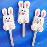 Easter bunny rice krispie treat lollipops