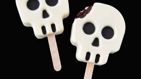 Cakesicle Skulls Skull Shaped Cake Pops Hungry Happenings