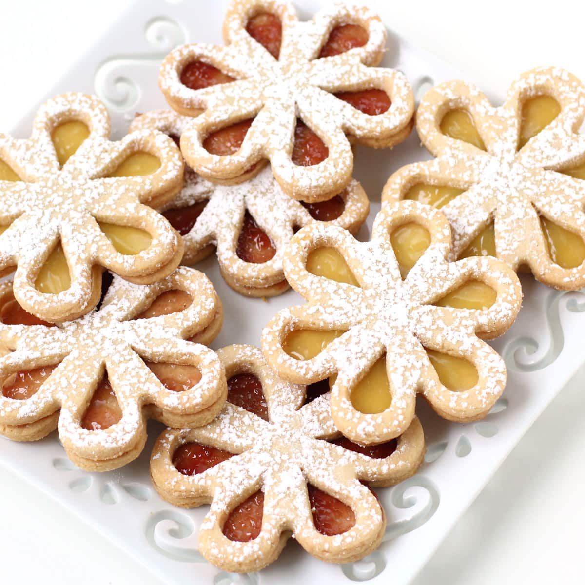 Daisy Cookies filled with jam and lemon curd. 