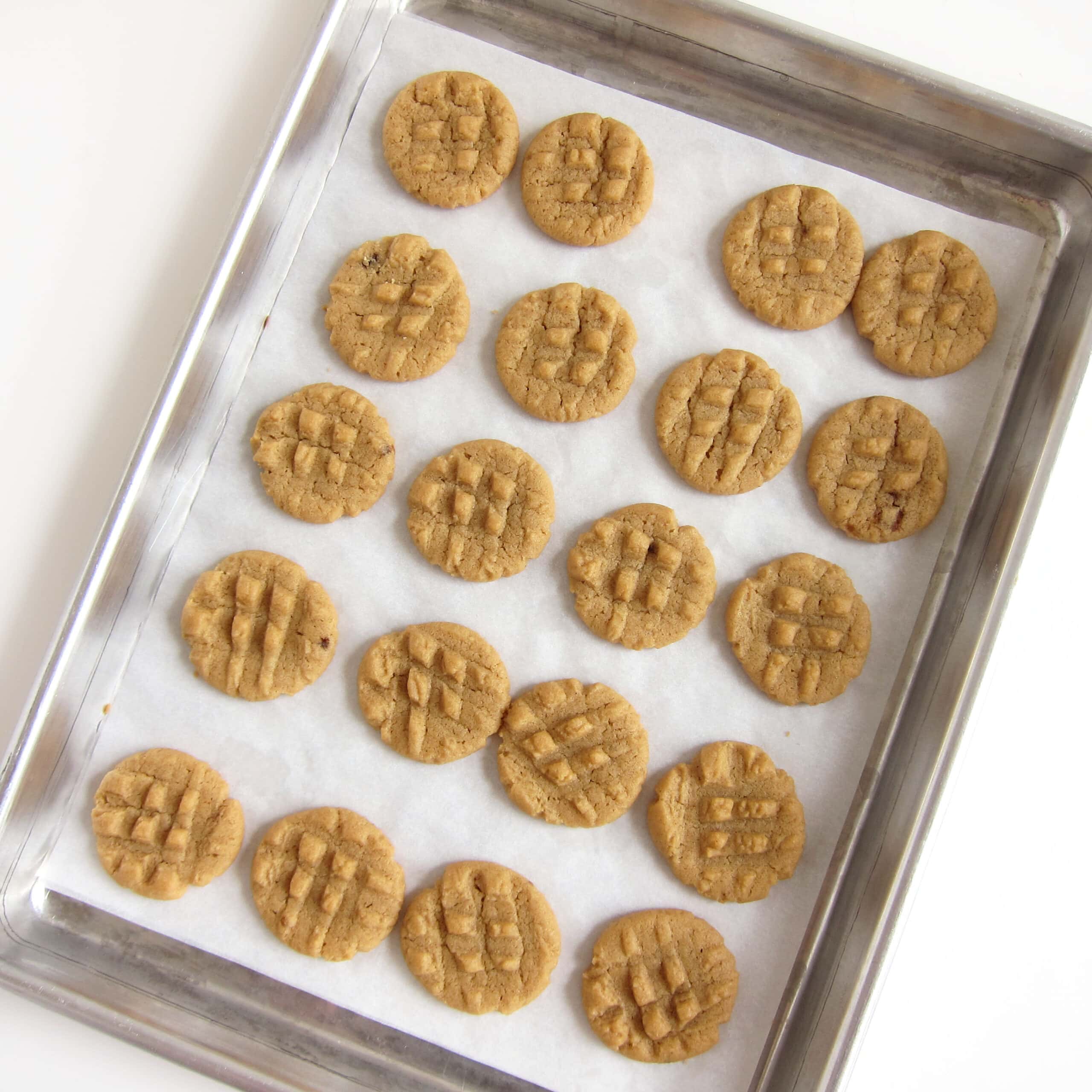 Baked mini peanut butter cookies.